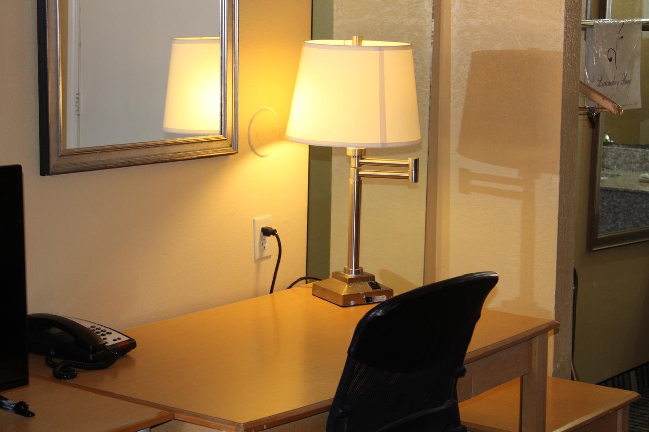 The Executive Inn & Suites Amarillo Luaran gambar